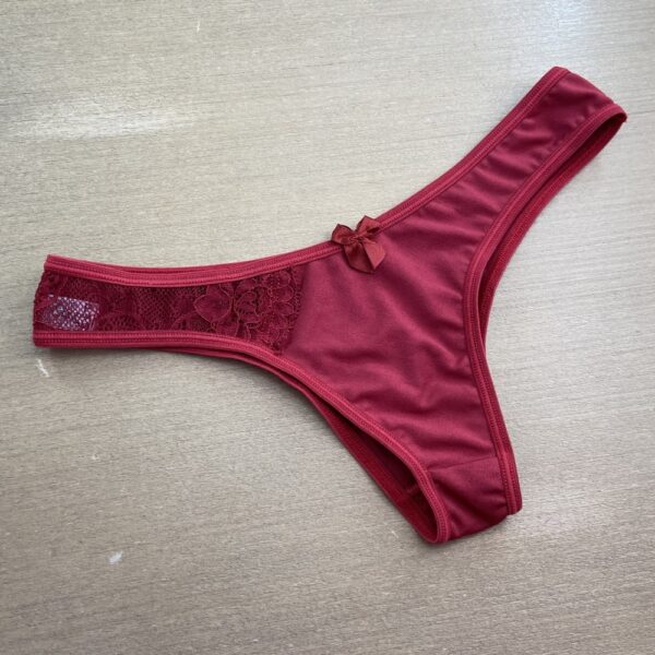 Tanga Los Angeles com Detalhe em Renda
